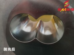 把銹跡斑斑的異形孔拋光成鏡面狀態(tài)！