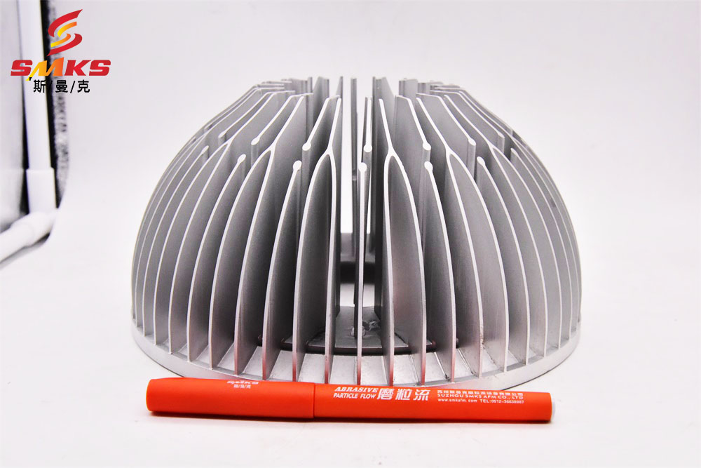 <a href='http://www.bjosjzs.com' target='_blank'><u>流體拋光機(jī)</u></a>
